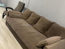 Диван с креслом