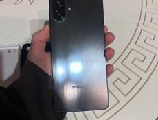 Продаю телефон ☎️ срочно ‼️ 