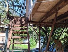 Продам дом(с земельным участком от 6 соток )