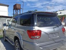 Toyota Sequoia