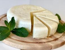 В продаже домашний сыр второй около 30 кг на ацыре