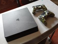 PS 4 slim 