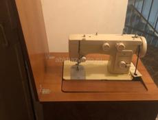 Продается швейная машина