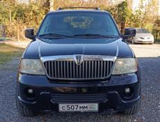 Lincoln Navigator