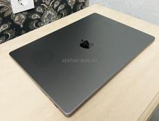 MacBook pro 16