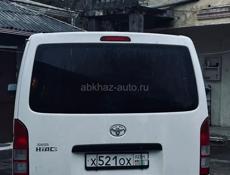 Toyota HI-ACE