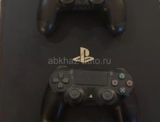 Продам PlayStation 4 (1TB) с играми ! В идеальном состоянии! 