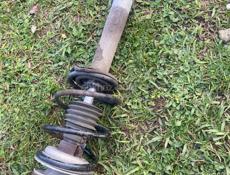 БМВ е39 амортизатор 