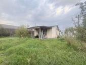 Земельный участок с данным домиком