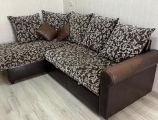 Диван угловой б/у