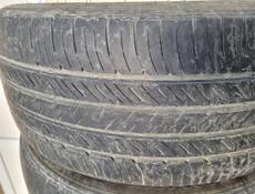 255 45 R20 KUMHO две штуки