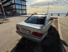 Mercedes-Benz E-Класс