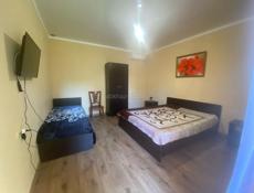 Сдаётся 2номера в мини гостинице, вай фай, телевизор, стиральная машина, г Гагра, тел +79409903008, цена 8тыс в месяц.