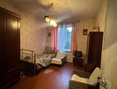 Продается на новом районе по первому кругу 