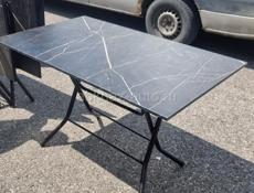 Столы и стулья