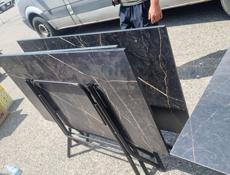 Столы и стулья