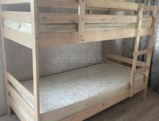 Двухъярусная кровать 