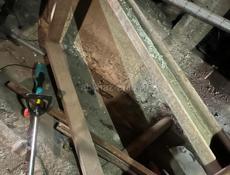 Дверь с рамой срочно 20т