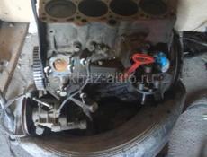 Есть блок и головка Фольксваген Пассат б3 можно отдельна пишите звоните