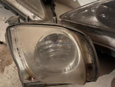 Туманка на Lexus, гологен 