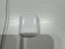 Продам айрподсы 2 оригинал почти новые в идеале как новые пару раз пользовался 