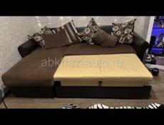 Диваны  , кухонный гарнитур бу , срочна продаём всё по 15000 рублей почти как новые, 