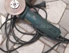 болгарку продаю срочна , четка работает за 2000 рублей