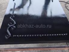 Железная дверь