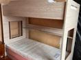 Двухъярусная кровать 