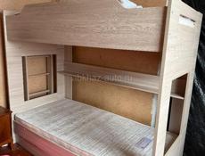 Двухъярусная кровать 