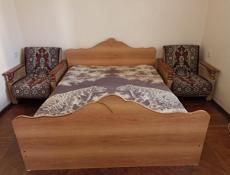 Диван и два кресла