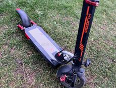 Продам электросамокат
