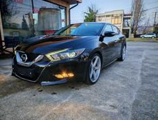 Nissan Maxima