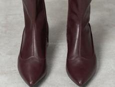 Кожаные женские ботильоны