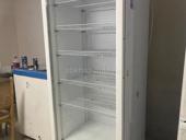 Холодильник витринный 