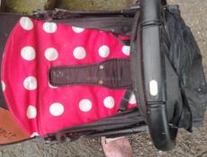 Есть 2 прогулочный коляска можно прити посмотреть разложаный