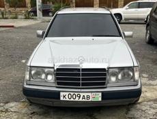 Mercedes-Benz 124