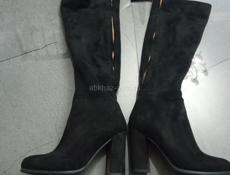 Ботфорты в отличном состоянии разм. 35