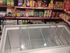 Продаётся витринный морозильник