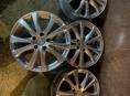 Продам диски с шинами срочно