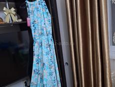 Купила платье новое одевала один раз купила за 4 тысячи 