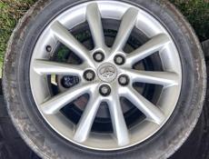 17 колёса 225 / 50 R17 Тоёта завод.