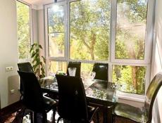 3 - К. КВАРТИРА ( СТАЛИНКА ) С НОВЫМ РЕМОНТОМ В СУХУМЕ