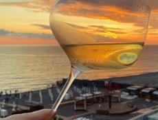 Вино красное и белое 