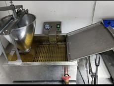 Продается аппарат для пончиков 