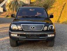 Lexus LX