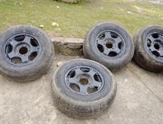 4 колеса зимних Уаз 16.