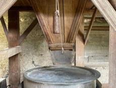 В отличном состоянии мельница. Мелит идеально, мука получается белоснежной