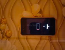 Продам срочно Айфон 4S