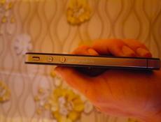 Продам срочно Айфон 4S